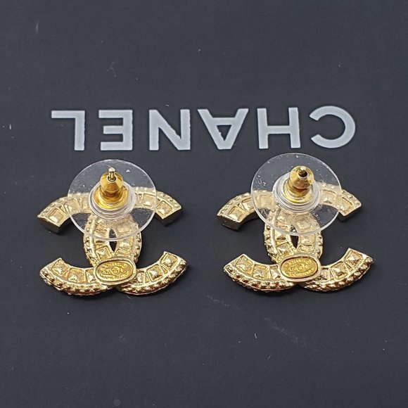100% Authentic Chanel CC Goldish with stone Earrings - Picture 4 of 13